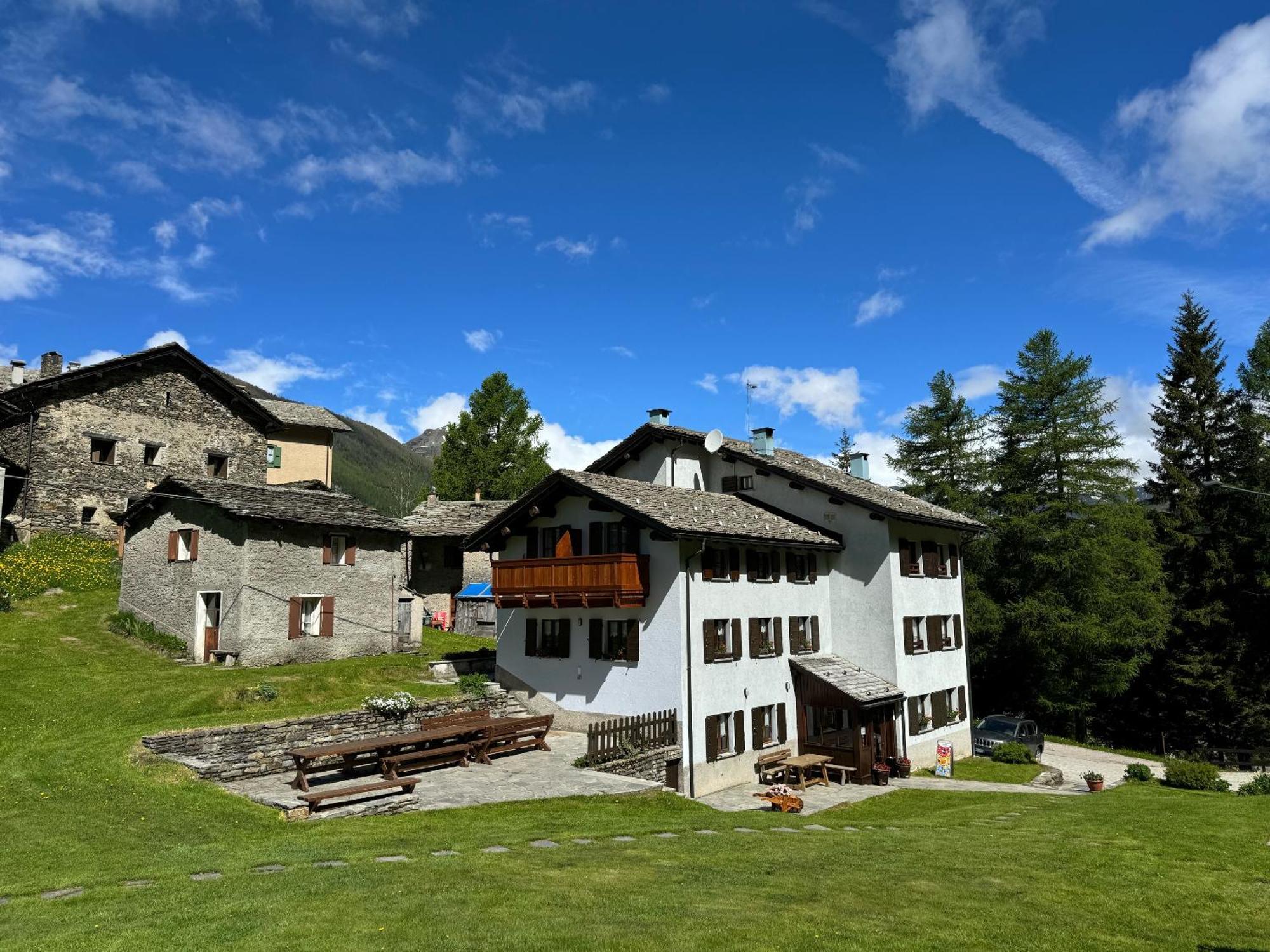 Hotel Miramonti Campodolcino Exterior photo